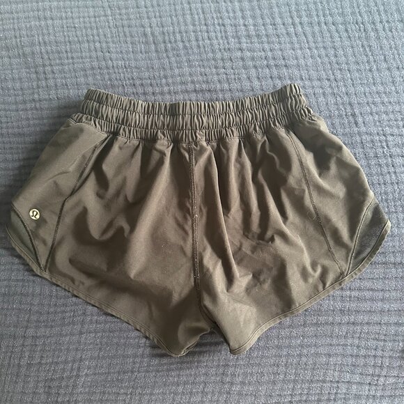 Lululemon Hotty Hot Shorts - Picture 4 of 5